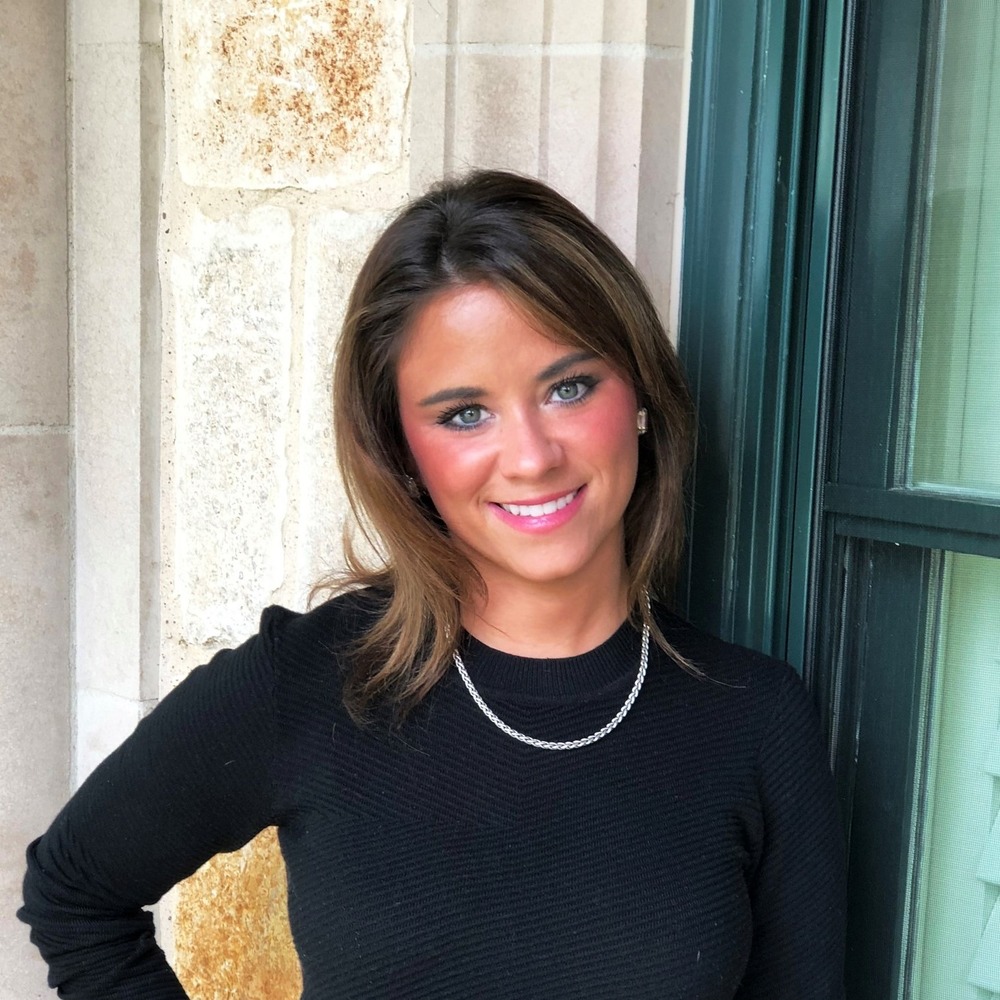 Meet your Posher, Leslie